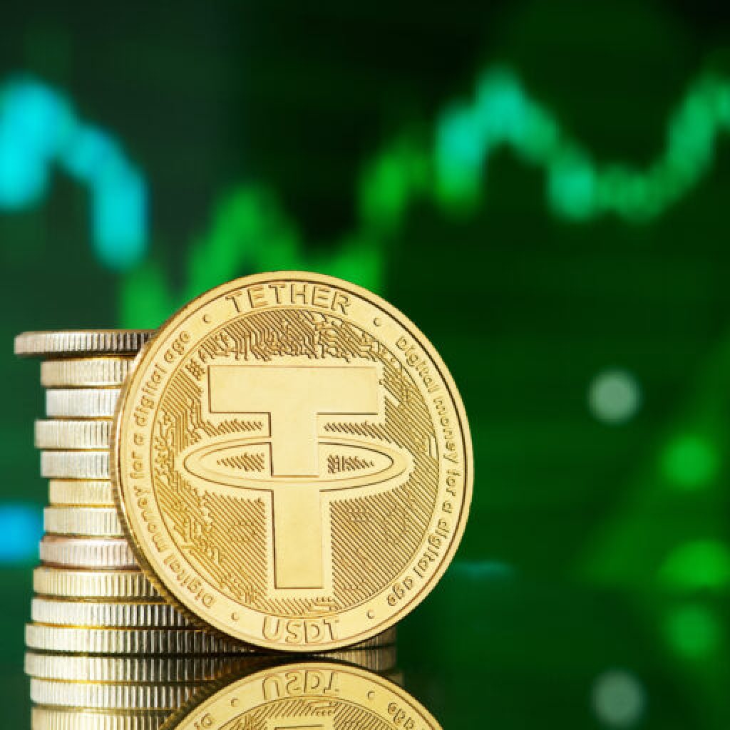 Tether cryptocurrencies and graph statistic background